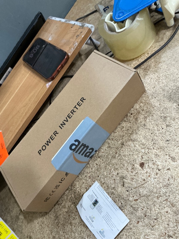 Photo 1 of 1000W Pure Sine Wave Inverter DC 12V to AC 110V/120V Converter 2000w (Peak) Car Power Converter with 3 AC Outlets, 4USB Port,Power Inverter for Car, Truck, Home, Vehicles, Laptop