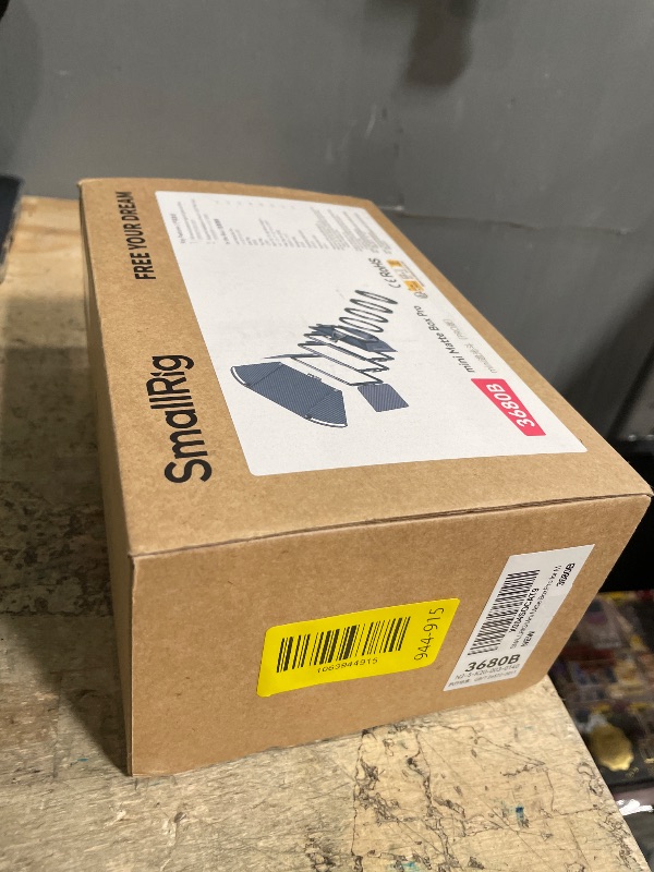 Photo 1 of ***parts only***SmallRig Mini Matte Box Pro Flag Kit with Two 4 x 5.65 Filter Frame, Modular Anti-Glare System with ?67/72/77/82-95mm Adapter Ring, Carbon Fiber Lightweight Design