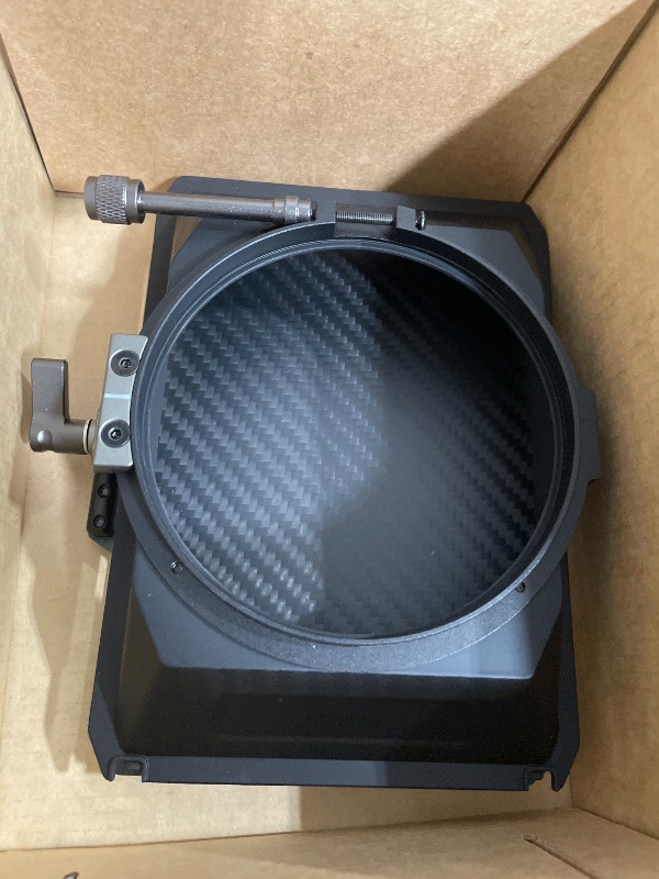 Photo 1 of ***parts only***SmallRig Mini Matte Box Pro Flag Kit with Two 4 x 5.65 Filter Frame, Modular Anti-Glare System with ?67/72/77/82-95mm Adapter Ring, Carbon Fiber Lightweight Design
