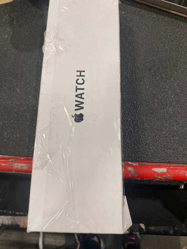 View 7 of ***It’s paired to the previous owner***Apple Watch SE (2nd Gen) [GPS + Cellular 40mm] Smartwatch with Starlight Aluminum Case with Starlight Sport Band S/M. Fitness and Sleep Trackers, Crash Detection, Heart Rate Monitor, Retina Display
