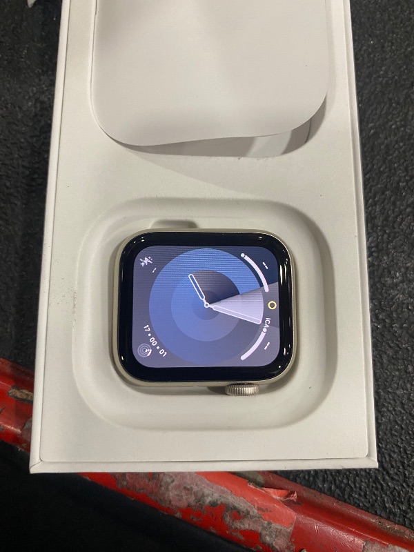 View 5 of ***It’s paired to the previous owner***Apple Watch SE (2nd Gen) [GPS + Cellular 40mm] Smartwatch with Starlight Aluminum Case with Starlight Sport Band S/M. Fitness and Sleep Trackers, Crash Detection, Heart Rate Monitor, Retina Display