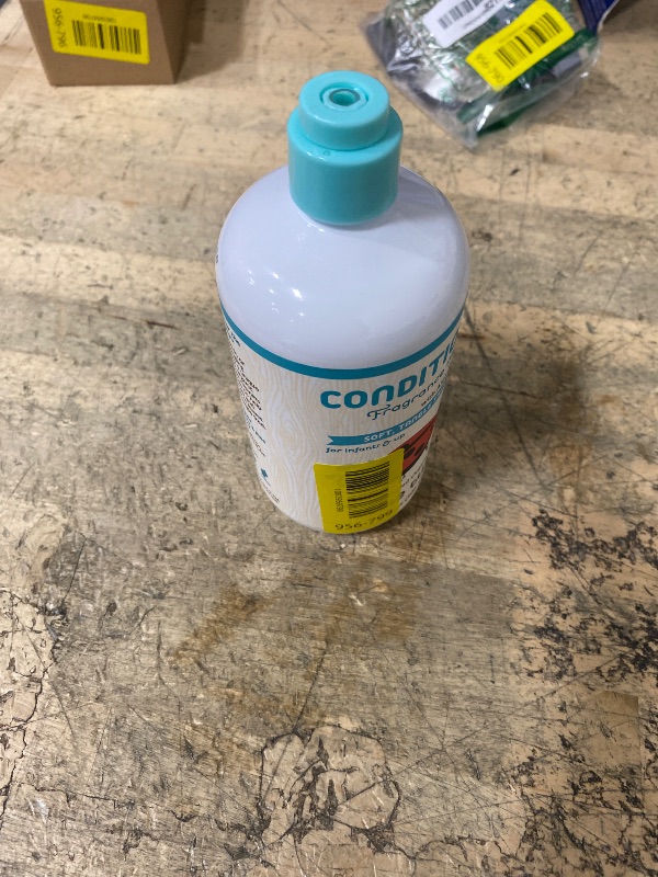 View 2 of ***MISSING PARTS***
BROKEN LID***
Little Twig Hair Conditioner, Natural Conditioner with Plant Derived Formula, Contains Essential Oils and Extracts, Suitable for Whole Family, Fragrance-Free, 17 fl oz.