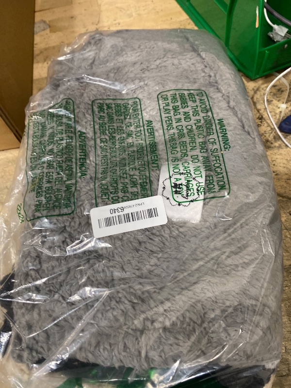 Photo 1 of 1 Pack 3 Calming Blankets Fluffy Premium Fleece Pet Blanket Soft Sherpa Throw for Dog Puppy Cat Beige/Black/Grey Small (23" x16'')