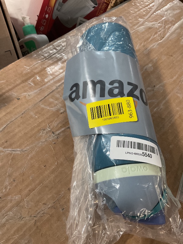 Photo 1 of ***DAMAGED - SEE NOTES/PICTURES***
Owala FreeSip Insulated Stainless Steel Water Bottle with Straw, BPA-Free Sports Water Bottle, Great for Travel, 32 Oz, Denim