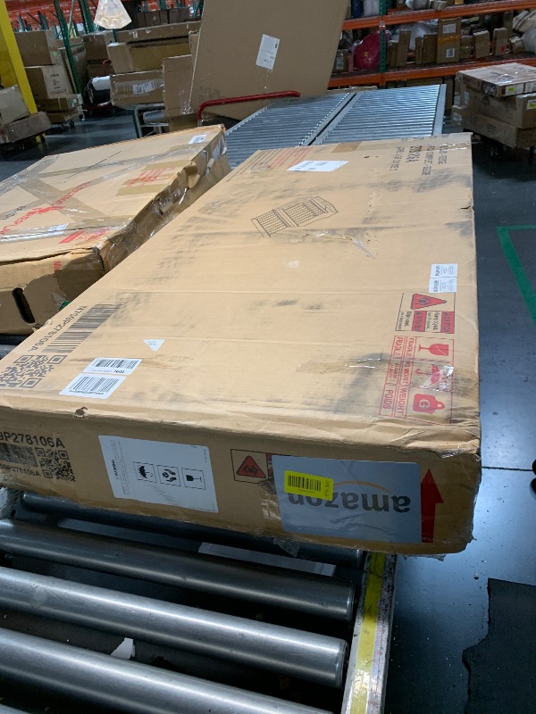 Photo 1 of **ONLY BOX ONE OF 2 **Bellemave Full XL Upholstered Daybed with LED Lights,Corner Daybed Frame with Trundle for Living Room, Linen, Beige