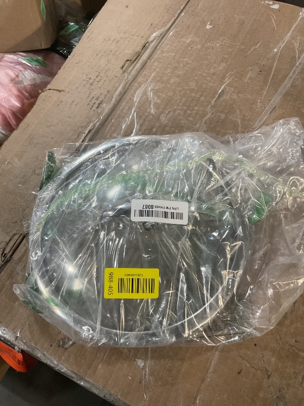 Photo 1 of * only comes with the lid *
HexClad Hybrid Nonstick 8-Inch Frying Pan with Tempered Glass Lid, Stay-Cool Handle, Dishwasher-Friendly, Oven-Safe Up to 900°F, Induction Ready, Compatible with All Cooktops