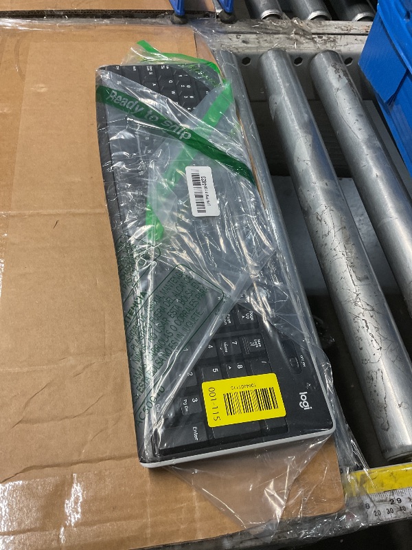 Photo 1 of (SEE NOTES) Logitech K270 Wireless Keyboard for Windows, 2.4 GHz Wireless, Full-Size, Number Pad, 8 Multimedia Keys, 2-Year Battery Life, Compatible with PC, Laptop, Black