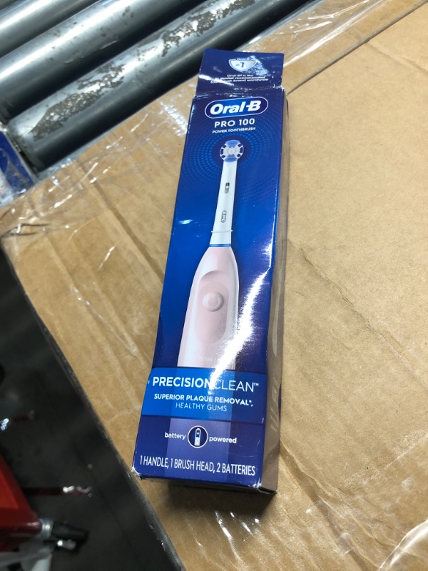 Photo 1 of ***MISSING PARTS***
Oral-B Pro 100 Precision Clean Battery Powered Toothbrush, (1)