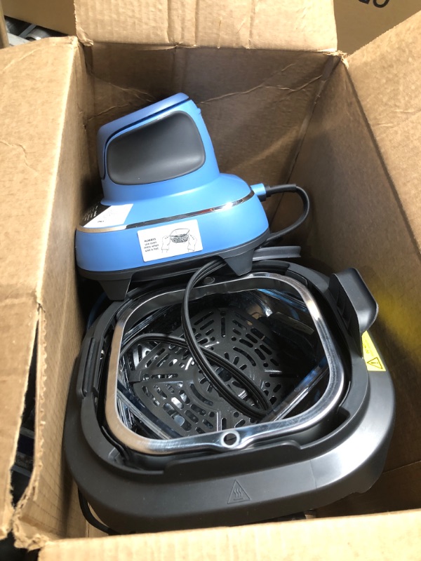 Photo 1 of ***MISSING PARTS***
Ninja Crispi Air Fryer, Microwave, Freezer & Dishwasher Safe, Non Toxic Glass Portable Cooking System, 4 QT & 6 Cup Glass Containers with Storage Lids, Easy Meals, Air Fry, Bake, Blue (Renewed)