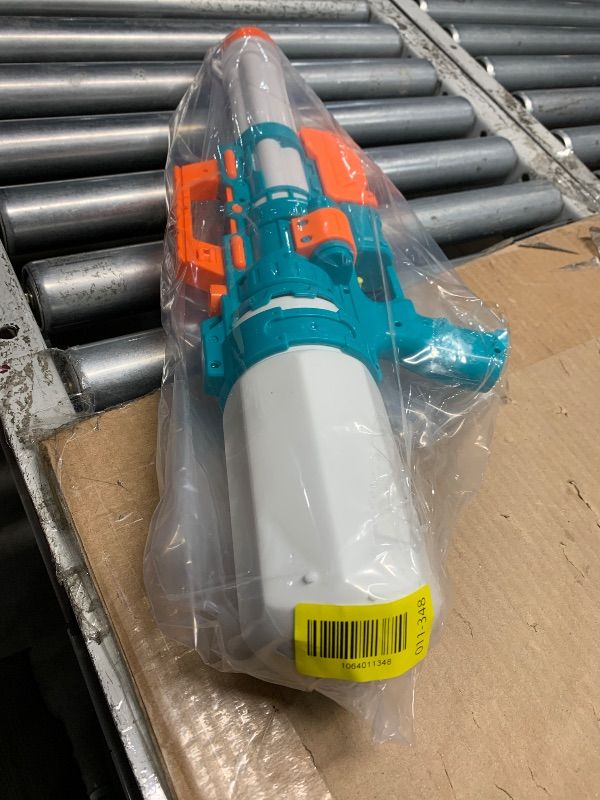 View 2 of ***FACTORY SEALED***22" Water Guns for Kids, Super Squirt Gun Water Soaker Blaster - Long Shooting Range Summer Water Toys Gun for Boys Girls and Adults Outdoor Pool/Garden Fighting (Super Green)