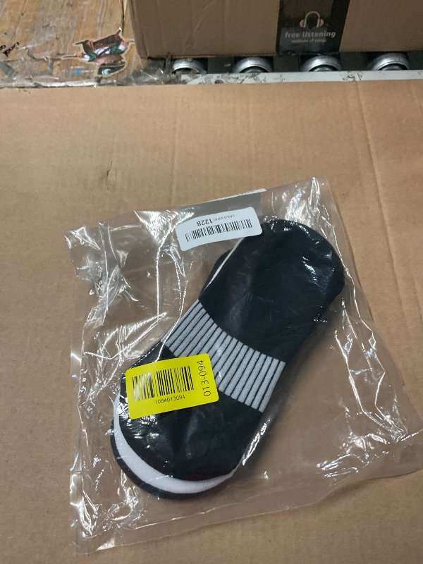 Photo 1 of *** MISSING THREE PAIRS ***Toes Home No Show Socks Womens Cushioned Low Cut Athletic Hidden Liner Socks for Sneakers Footies Ankle Sports Invisible Running Socks 6 Pairs White Black Size 6-9