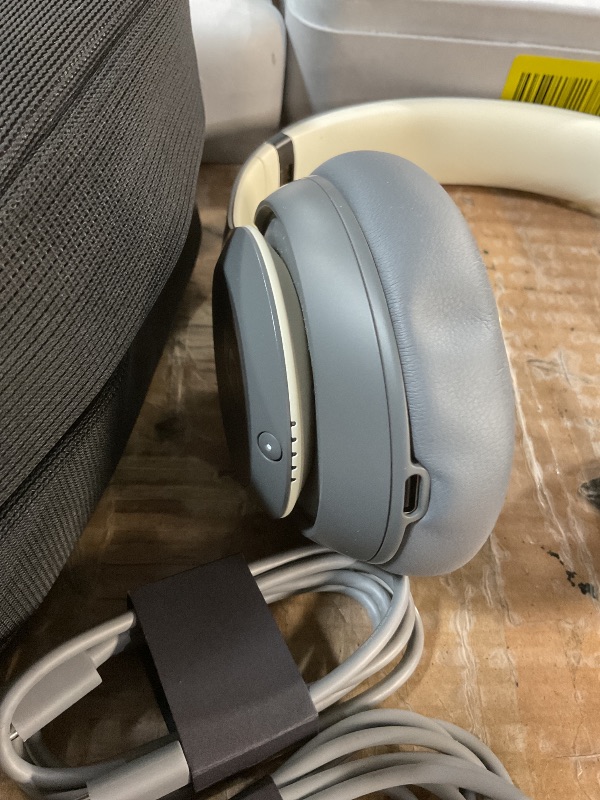 Photo 1 of **FOR PARTS ONLY/ NON-FUNCTIONAL** Beats Studio Pro - Premium Wireless Over-Ear Headphones- Up to 40-Hour Battery Life, Active Noise Cancelling, USB-C Lossless Audio, Apple & Android Compatible - Amazon Exclusive Sand Gray
