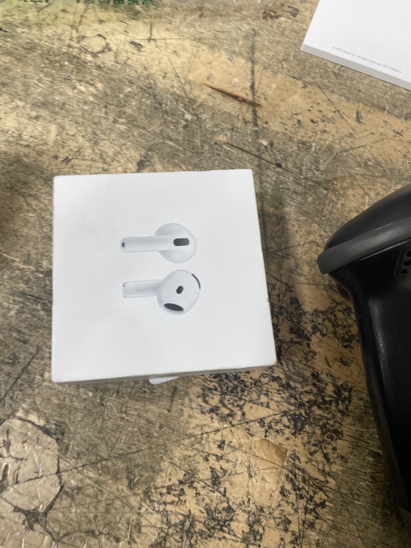 Photo 1 of **************Right ear bud doesn’t work**************
Apple AirPods 4 Wireless Earbuds, Bluetooth Headphones, Personalized Spatial Audio, Sweat and Water Resistant, USB-C Charging Case, H2 Chip, Up to 30 Hours of Battery Life, Effortless Setup for iPhone