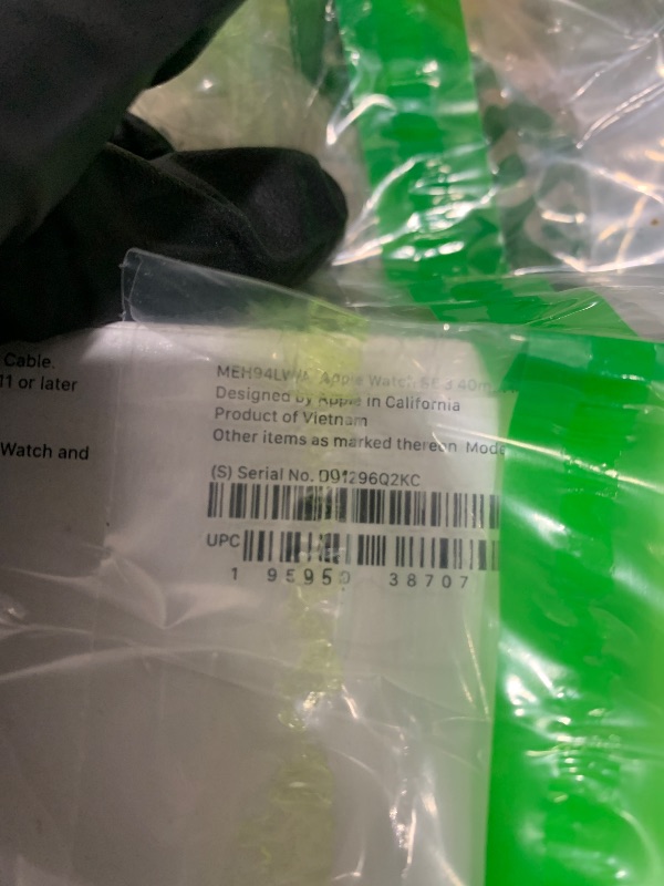 Photo 1 of **FACTORY SEALED** Apple Watch SE 3 [GPS 40mm] Smartwatch with Midnight Aluminum Case with Midnight Sport Band - S/M. Fitness and Sleep Trackers, Heart Rate Monitor, Always-On Display, Water Resistant