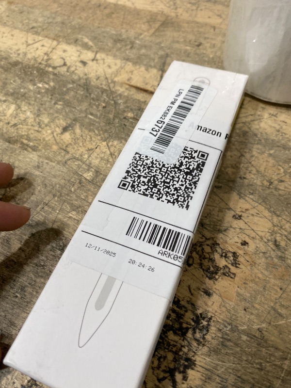 Photo 1 of ***COLOR IS BLACK**** MYSTILUCK Stylus Pen for iPad 11th & 10th Gen - 2X Faster Charging, Tilt & Palm Rejection, Works with iPad Pro 12.9/11/M4, Air 5/M2, Mini 6, iPad 6th-11th Gen (2018-2025)