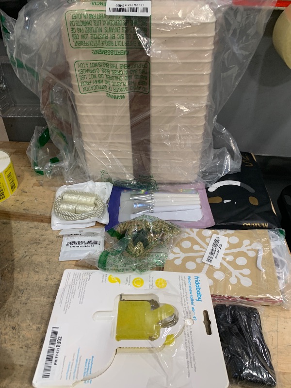 Photo 1 of ** SOLD AS IS BUNDLE OF MISCELLANEOUS AND SORTED GOODS **