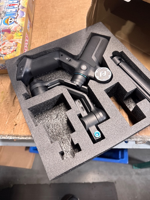 Photo 1 of ***MISSING PARTS***
FeiyuTech SCORP Mini 3 Pro [Kit] Camera Gimbal – AI 4.0 Tracking, Detachable Handle [Bag+Fill Light+Extension Pole] 4.4lbs Payload – Gimbal Stabilizer for Mirrorless,Compact,Action Cam & Smartphones