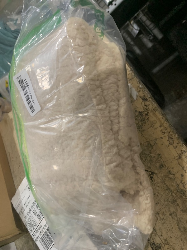 Photo 1 of 1 Pack 3 Calming Blankets Fluffy Premium Fleece Pet Blanket Soft Sherpa Throw for Dog Puppy Cat Beige Small (23" x16'')