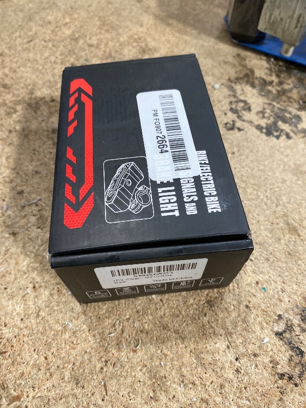 Photo 1 of [For Cargo Rack] ONVIAN Smart Bike Tail Light with Turn Signals for Rear Bike Rack Mounting, Rechargeable Auto-Sensing Bike Turn Signals Light Alarm, Waterproof Bike Accessories for Adult Kids Cycling