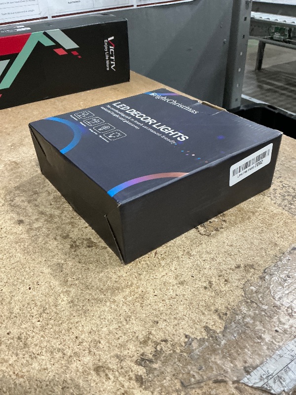 Photo 1 of ***(PARTS ONLY/MINOR DAMAGE/ NON FUNCTIONAL)***Guhope Christmas Lights 600 LED 98FT, Waterproof Outdoor String Lights with Remote and Timer, 8 Modes Dimmable Fairy Lights for Indoor Outdoor Wedding Party Holiday Decorations (Red and White)