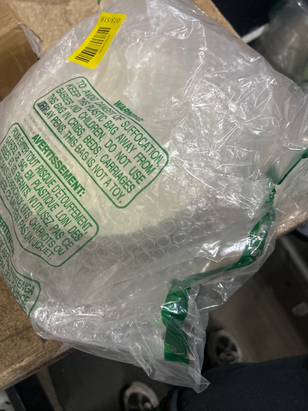 Photo 1 of ***DAMAGED - SEE NOTES/PICTURES*** DaYammi 60PCS Ivory Plastic Plates, Christmas Plates Disposable Heavy Duty Disposable Plates Premium 7.5inch Ivory Dessert Cake Salad Appetizer Platos Hard Plastic Platos Disposable for Party