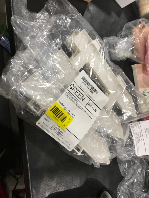 Photo 1 of 4 Pcs Christmas Tree Fence White Plastic pcket Fence for Christmas Tree Wedding Party Decoration Holiday Office Home Wedding Party Decor (100 cm in Total)