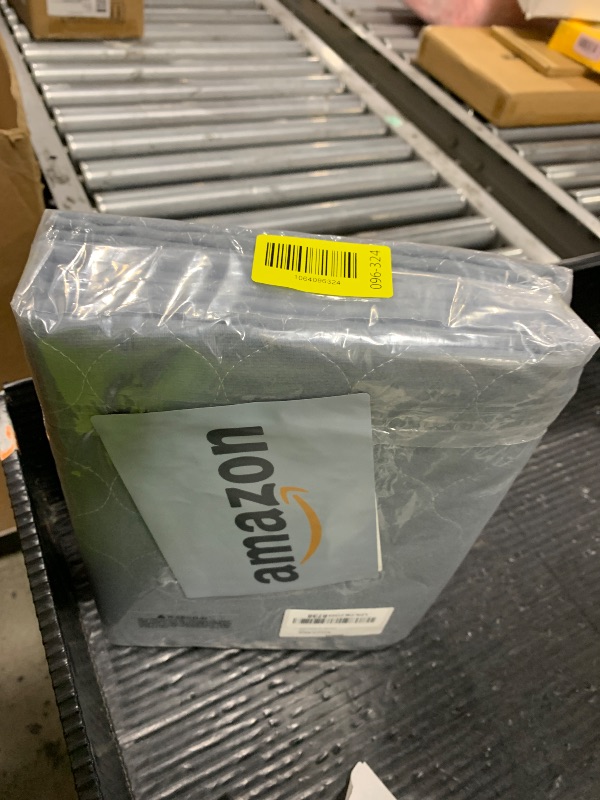 Photo 1 of KOOLTAIL Washable Pee Pads for Dogs - Waterproof Dog Mat Non-Slip Puppy Potty Training Pads, Reusable Whelping Pads for Dog Crate PlayPen