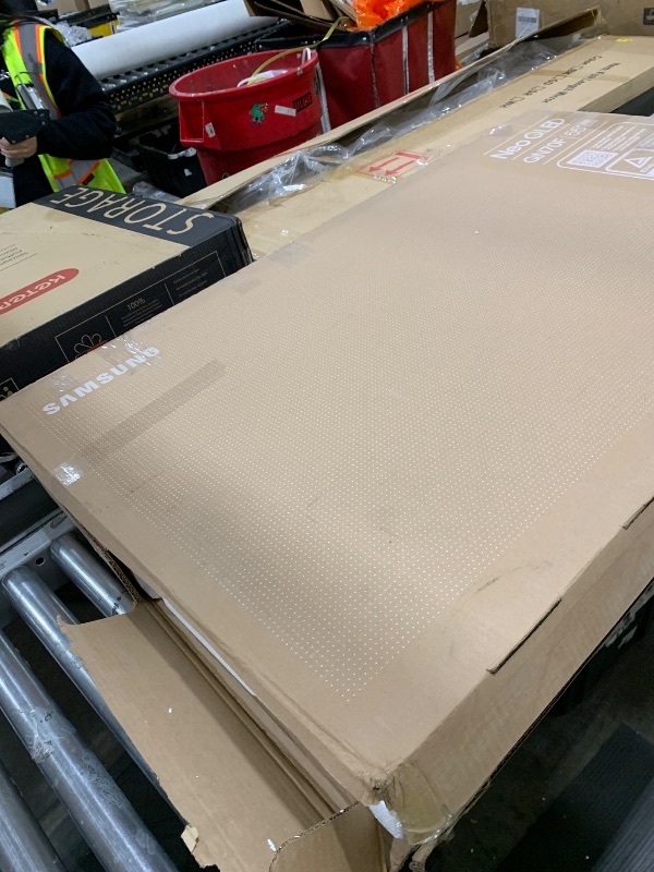 Photo 1 of *SEE CLERK NOTES* Samsung 55-Inch Class Neo QLED QN70F 4K Mini LED Smart TV (2025 Model) NQ4 AI Gen2 Processor, Quantum Matrix Technology Slim, Motion Xcelerator 144Hz, Samsung Vision AI, Alexa Built-in