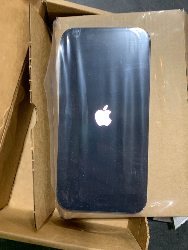 Photo 1 of *SEE CLERK NOTES* Apple iPhone 14, 128GB, Midnight - Unlocked (Renewed) 
CAMERA DOES NOT WORK