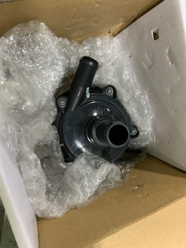 Photo 1 of 13597899 Coolant Water Pump Compatible with Chevrolet Camaro Corvette Volt Bolt EV Replacement for Cadillac CTS CT6 XTS 2011-2021 13597903 13516142