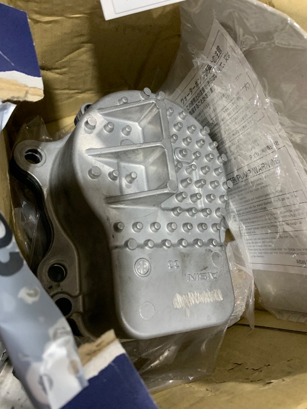 Photo 1 of AISIN WPT-190 New Engine Water Pump with Gaskets - Compatible with Select Lexus CT200h Toyota Prius, Prius C, Prius Plug-In, Prius V