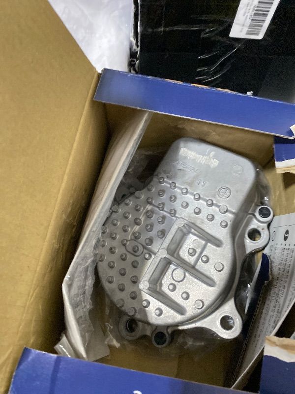 Photo 1 of AISIN WPT-190 New Engine Water Pump with Gaskets - Compatible with Select Lexus CT200h Toyota Prius, Prius C, Prius Plug-In, Prius V