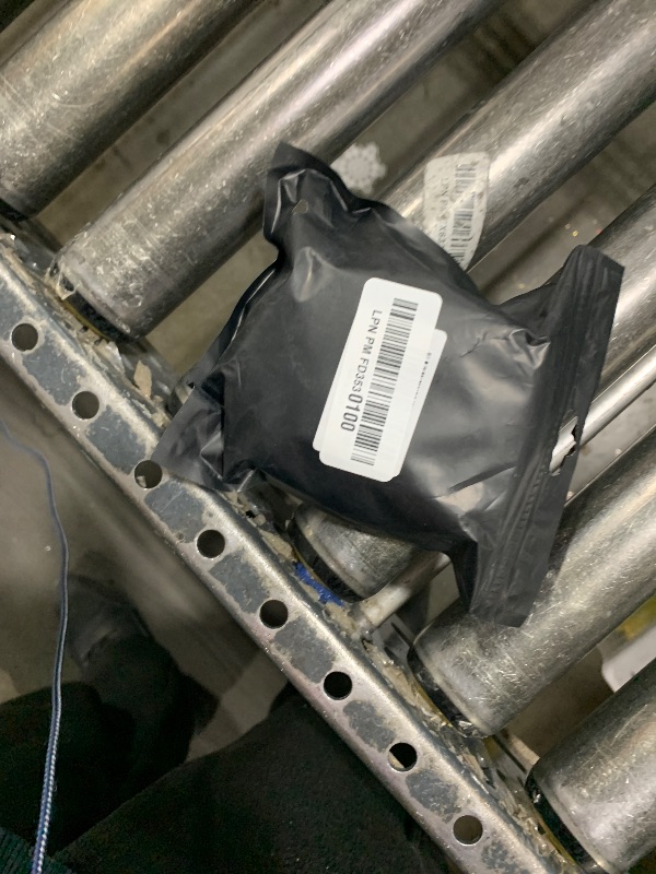 Photo 1 of [4 in 1] Silicone Case Cover for AirPods Max, Clear Gradient Soft TPU Ear Cups Cover/Ear Pad Case Cover/Headband Cover Transparent Accessories for Apple AirPods Max (2024/2020)(USB-C/Lightning), Pink