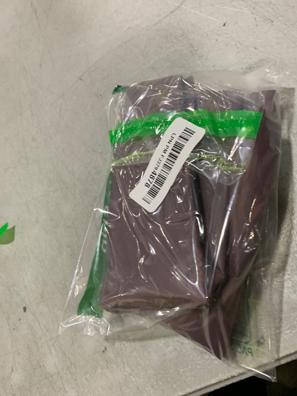 Photo 1 of *Premium* Brown Table Cover