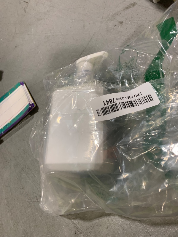 Photo 1 of *USED** KERACOLOR Clenditioner SILVER Hair Dye - Semi Permanent Hair Color Depositing Conditioner, Cruelty-free, 12 Fl. Oz