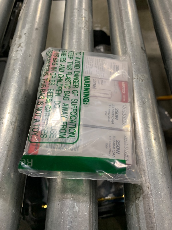 Photo 1 of (Pack Of 4) Q250CL/MC - 250 Watt JD T4 E11 Mini Candelabra Base 120V Clear Light Bulbs