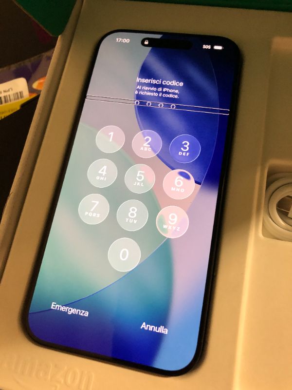 Photo 1 of *READ CLERK NOTES* LOCKED****Apple iPhone (Renewed Premium) 16 Pro Max, US Version, 1TB, Black Titanium - locked