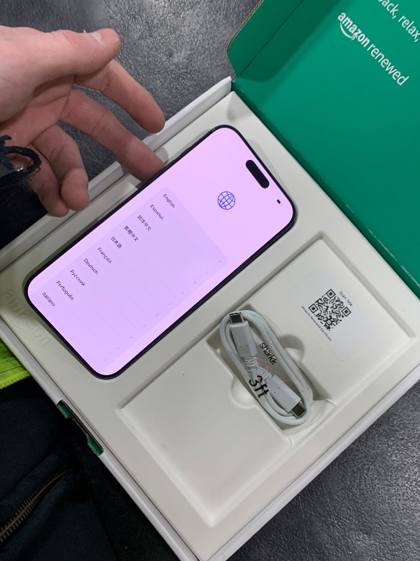 Photo 1 of *READ CLERK NOTES* LOCKED****Apple iPhone (Renewed Premium) 16 Pro Max, US Version, 1TB, Black Titanium - locked