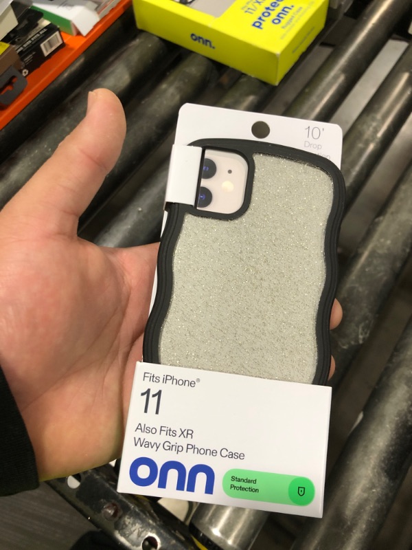 Photo 1 of  Onn WIABLK36010579 Wavy Grip Phone Case for iPhone 11 / iPhone XR - Black/Gold 