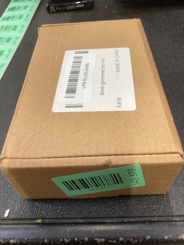 Photo 1 of 1003Pcs Grommet Tool Kit, 1/4 Inch 6mm(Inside) Grommet Eyelet Pliers Kit with 1000 Metal Eyelets with Washers for Fabric, Leather, Belt, Shoes, Clothes