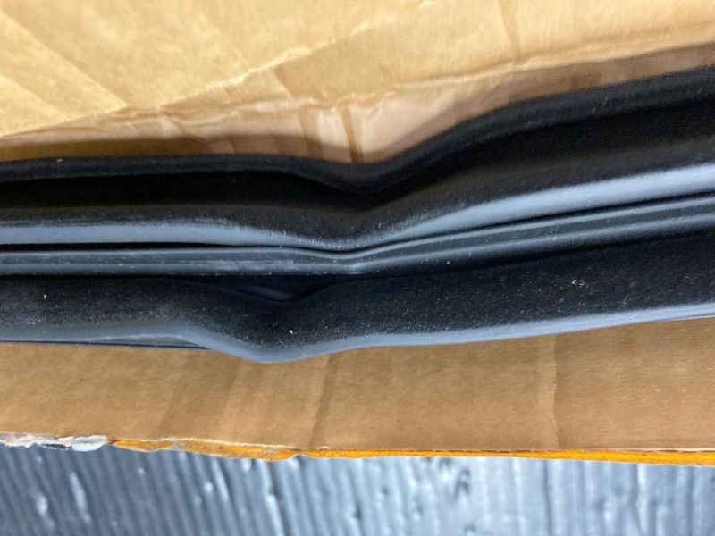 Photo 1 of ***THERE IS A BENT AREA AS PICTURED***MOTOKU Driver and Passenger Side Door Window Outer Weatherstrip Belt Molding kit for Dodge Challenger 2008-2023***THERE IS A BENT AREA AS PICTURED**