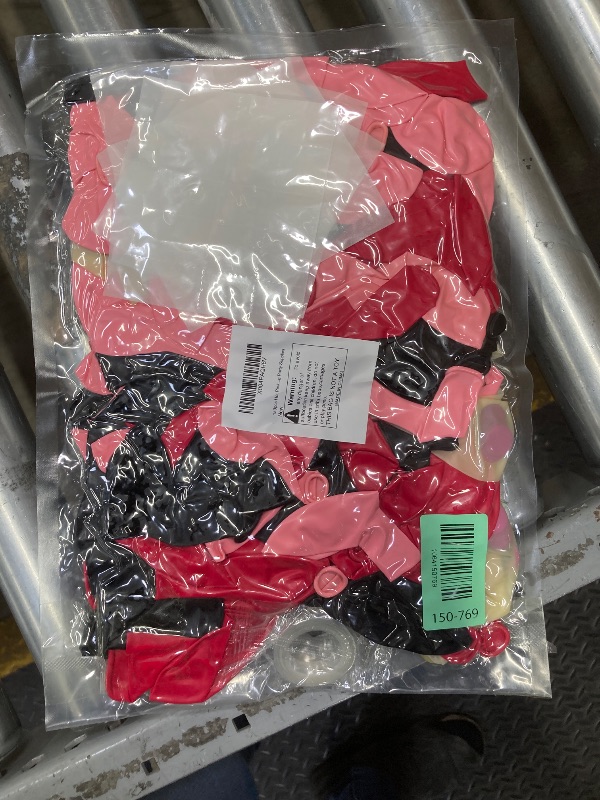 Photo 1 of 150pcs Hot Pink Black Balloon Arch Kit Party Decorations 18 12 10 5In Different Size Color Latex Confetti Balloons for Women Girl Birthday Bridal Baby Shower Wedding Party Supplies
