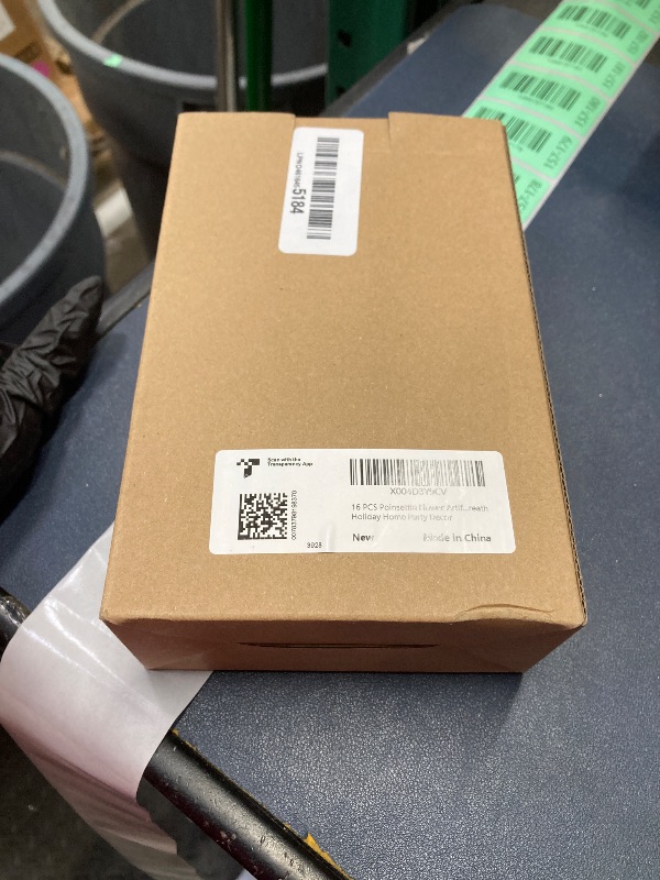 Photo 1 of 16 PCS Poinsettia Flower Artificial Poinsettias with Clips Christmas Decor Glitter Poinsettia Christmas Ornaments Xmas Tree Flower Decorations with Stems DIY Xmas Wreath Holiday Home Party Decor