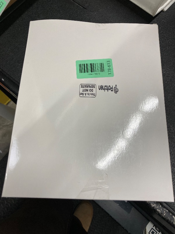 Photo 1 of 100 Pcs Apple Shape Plastic Straws 9 Inch Red Green Drinking Straw Apple Disposable Plastic Straws for Birthday Back to School Party Favor Supplies
