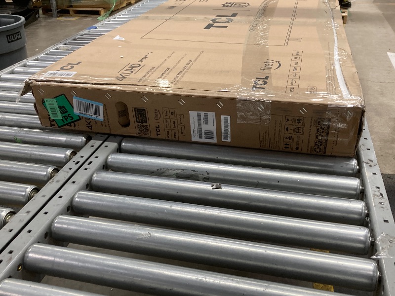 Photo 1 of **LOCKED** FOR PARTS ONLY




TCL 50-Inch Class S5 UHD 4K LED Smart TV with Fire TV (50S551F