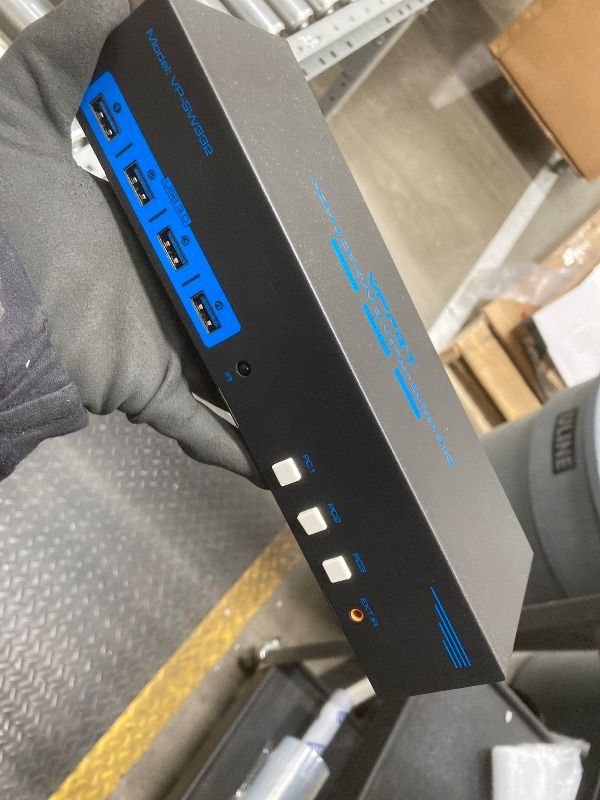 Photo 1 of *No remote* 8K Displayport KVM Switch 3 Monitors 3 Computers 1 HDMI, Blue and Black