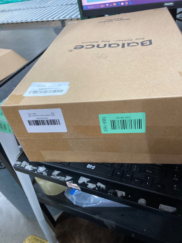 Photo 1 of ***Factory seal***

BALANCE Cat Bed Kitten Bed, Washable Round Cat Beds for Indoor Cats,Super Soft Plush Faux Fur Pet Bed for Puppy and Kitten with Anti-Slip Bottom