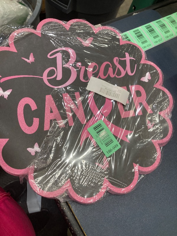 Photo 1 of 100 Pcs Breast Cancer Awareness Paper Placemats 13.5 Inch Disposable Scalloped Pink Ribbon Table Mat Breasts Love Day Placemat for Women Cancer Awareness Month Charity Event Party Decorations, Black