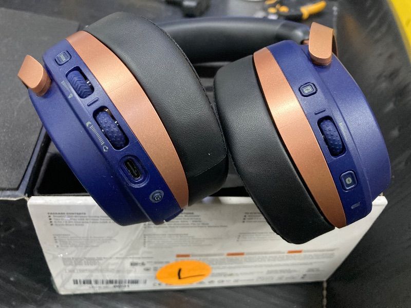 Photo 1 of ***ONLY HEADPHONES INCLUDED**MICROPHONE & ALL OTHER PIECES ARE MISSINGE***Turtle Beach Stealth 700 Gen 3 Wireless Multiplatform Amplified Gaming Headset for Xbox Series X|S, Xbox One, PC, PS5, Mobile – 60mm Drivers, AI Noise-Cancelling Mic, Bluetooth, 80-