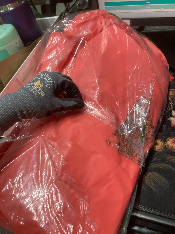 Photo 1 of *Bag cut* Amylove 100 Pcs Valentines Plastic Gift Bags with Handles Red Shopping Frosted Tote Bags Bulk Retail Bag for Small Business Boutique Wedding Holiday Gift Packaging 16"x 12"x 6"